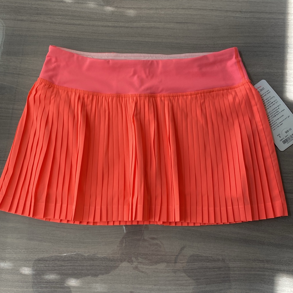 Lululemon Athletica Coral Pleated Skirt